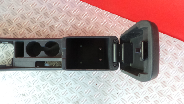 Center console  TOYOTA Corolla Sedan (_E12_) Imagem-3