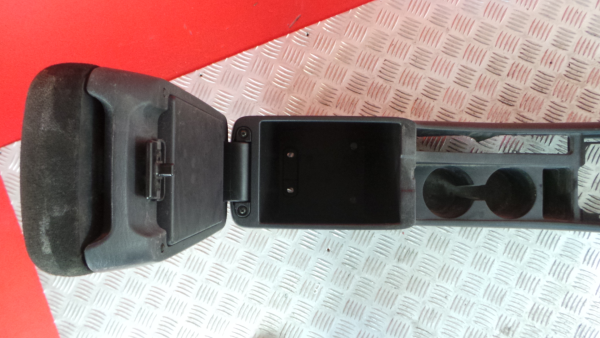 Center console  TOYOTA Corolla Hatchback (_E12_) Imagem-4
