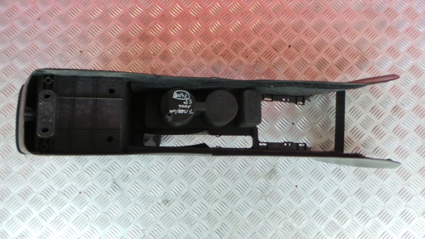 Center console  TOYOTA Corolla Hatchback (_E12_) Imagem-5