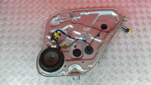 Elevalunas trasero derecho HYUNDAI Santa Fé II (CM)