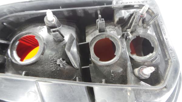 Feu arrière Droite MITSUBISHI Colt V (CJ_, CP_) Imagem-2