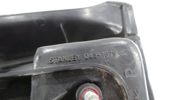 Feu arrière Droite MITSUBISHI Colt V (CJ_, CP_) Imagem-3