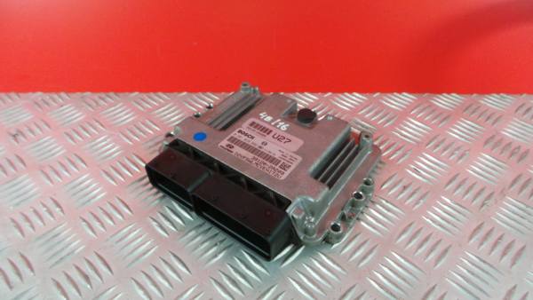 Calculateur /  Unité de contrôle moteur HYUNDAI i40 CW (VF) Imagem-1