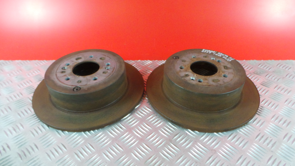Disque de frein avant Droite HYUNDAI Santa Fé II (CM)
