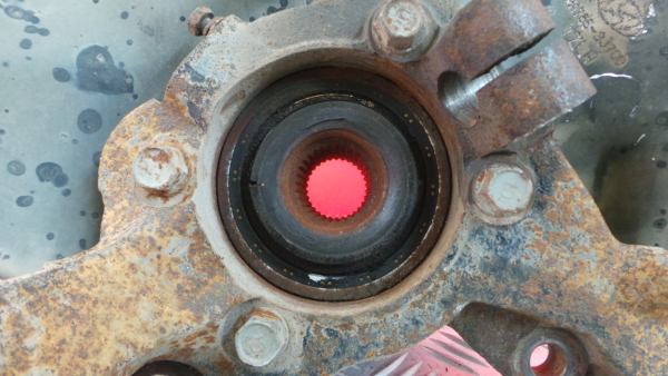 Fusée avant gauche HYUNDAI Santa Fé II (CM) Imagem-1