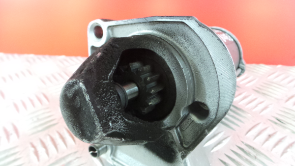 Motor de arranque PEUGEOT 3008 II (M_) Imagem-2