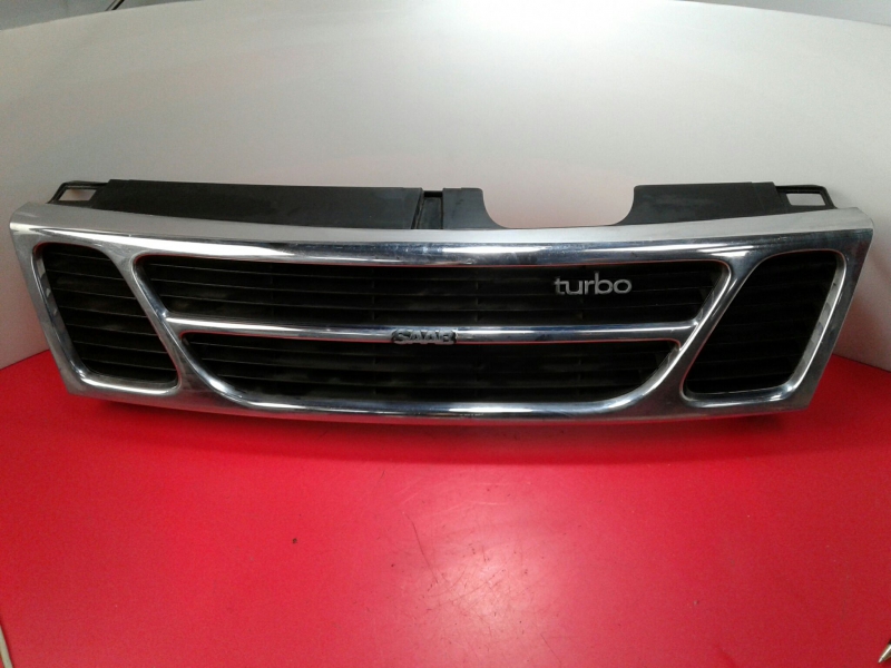 Front grille SAAB 900 II