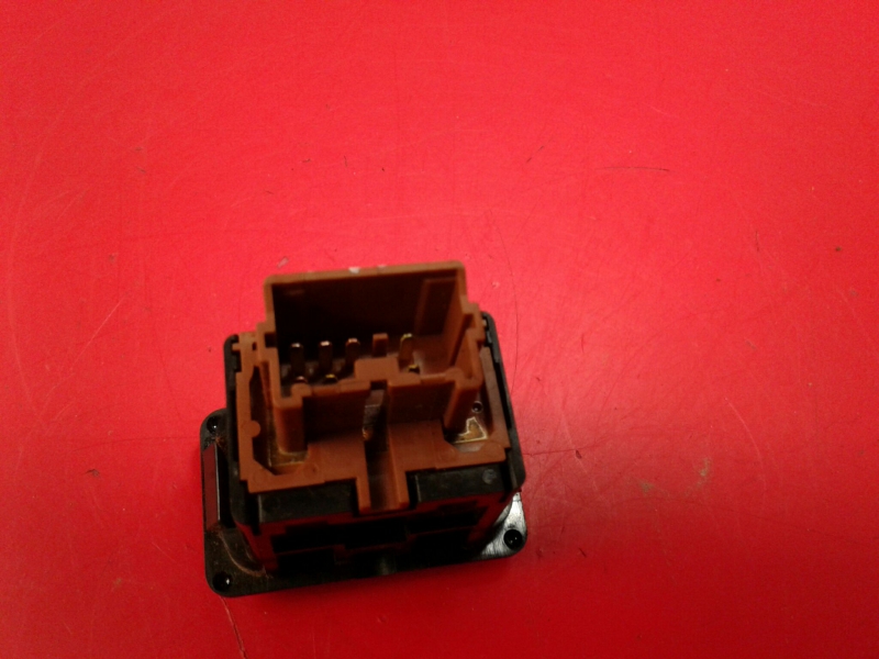 Bouton / interrupteur électromécanique  MITSUBISHI Canter (FB7, FB8, FE7, FE8) VII Imagem-2