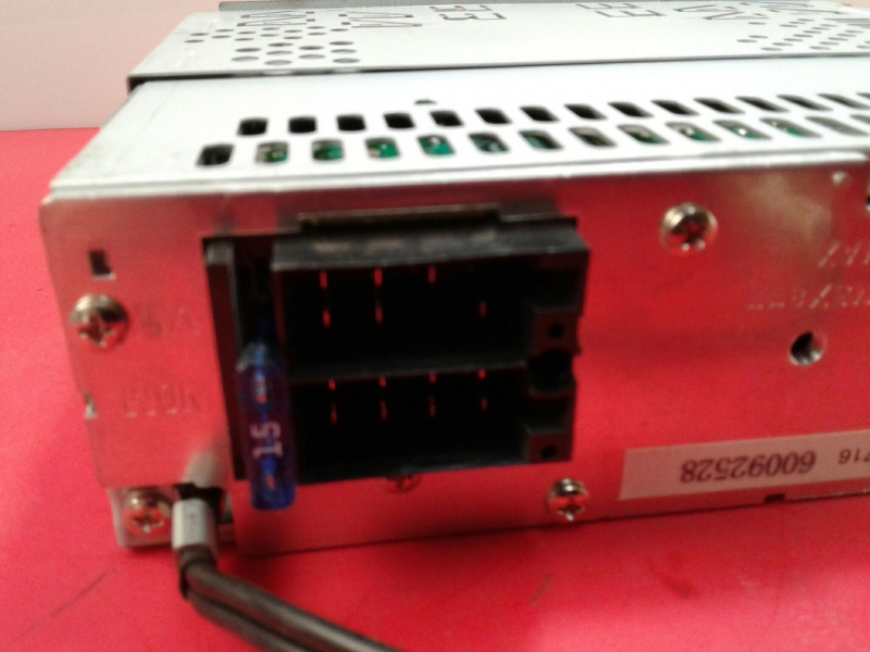 Autoradio MITSUBISHI Canter (FB7, FB8, FE7, FE8) VII Imagem-2