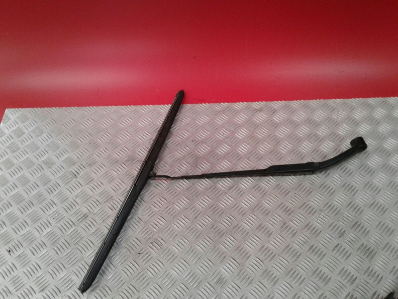 Braccio del tergicristallo anteriore destro KIA Ceed (JD) Imagem-2