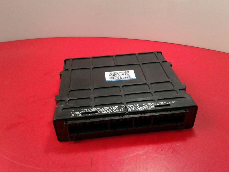 Module de confort MITSUBISHI Canter (FB7, FB8, FE7, FE8) VII