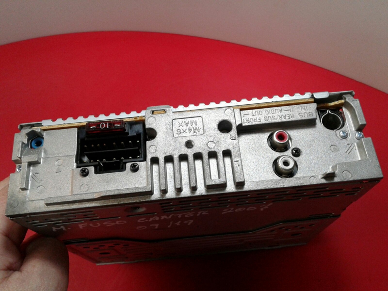 Autoradio MITSUBISHI Canter (FB7, FB8, FE7, FE8) VII Imagem-2