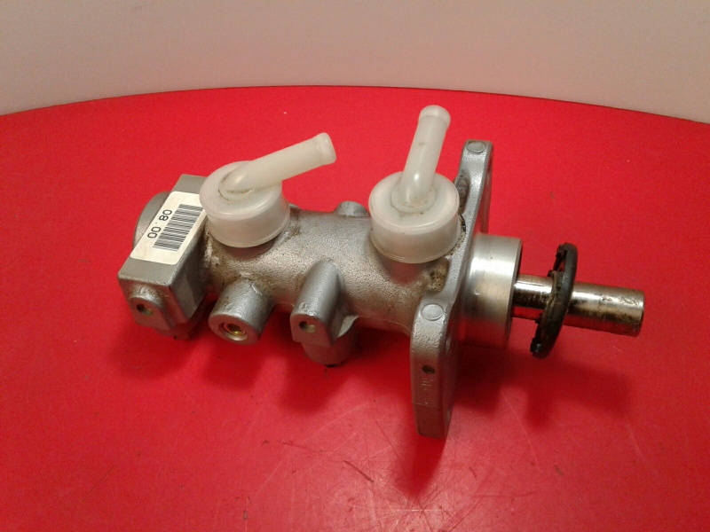 Pompe hydraulique du système de freinage MITSUBISHI Canter (FB7, FB8, FE7, FE8) VII