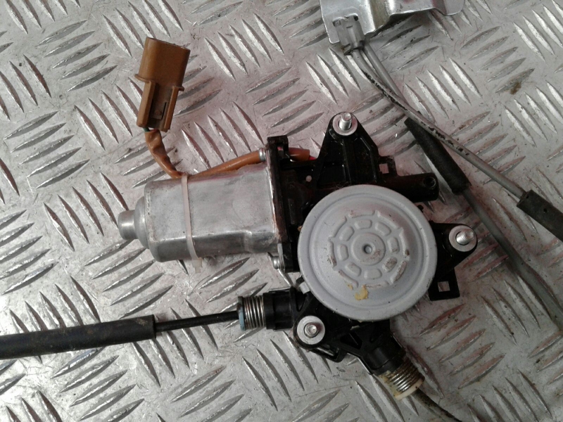 Lève-vitre avant gauche MITSUBISHI Canter (FB7, FB8, FE7, FE8) VII Imagem-1