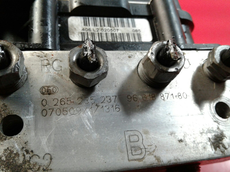 ABS PEUGEOT 307 CC (3B) Imagem-4