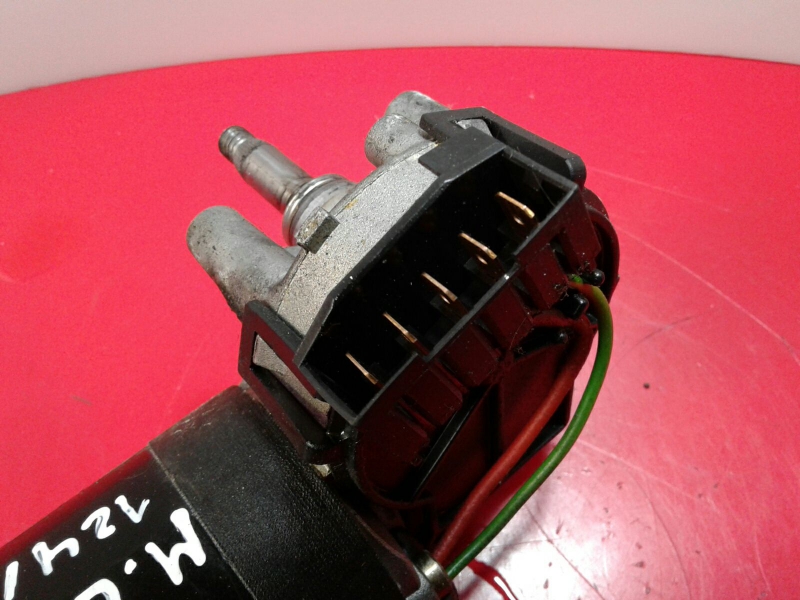 Essuie-glace moteur avant MITSUBISHI Carisma Hatchback (DA_) Imagem-1