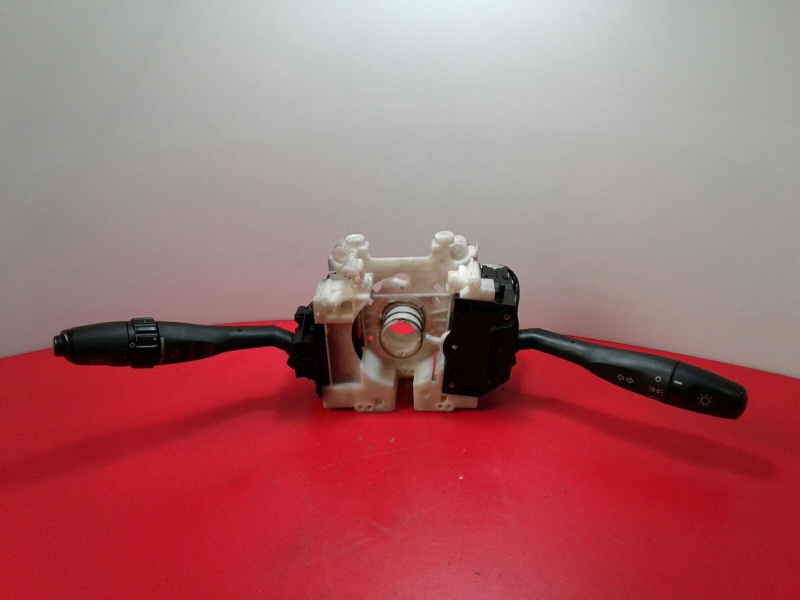 Commodo d’éclairage MITSUBISHI Carisma Hatchback (DA_)