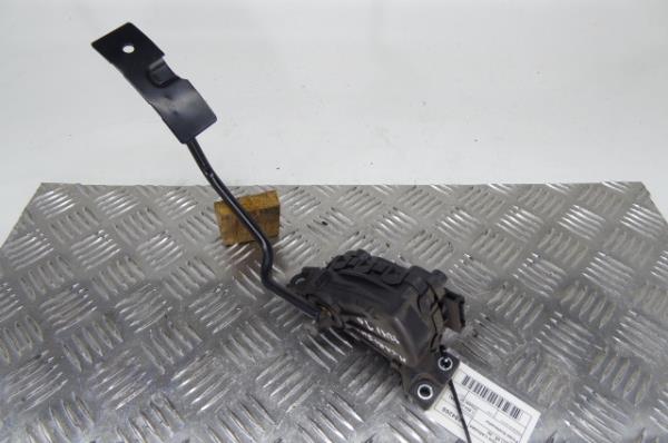 Pédale d'accélérateur MITSUBISHI Carisma Hatchback (DA_)