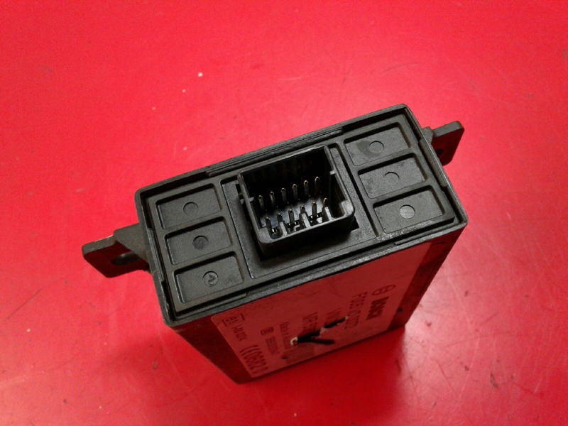 Bouton / interrupteur électromécanique  MITSUBISHI Carisma Hatchback (DA_) Imagem-1