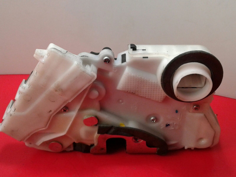 Front Right Door Lock TOYOTA Prius Hatchback (_W3_) Imagem-1