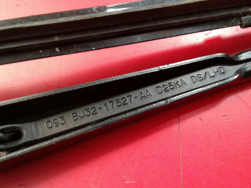 Windscreen wiper arm Right front LAND ROVER Range Rover Evoque (L538) Imagem-4