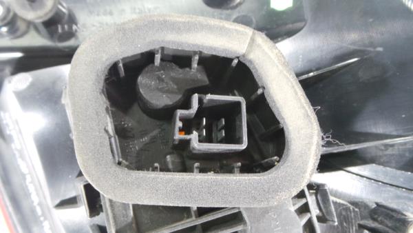 Feu arrière Gauche MITSUBISHI Colt VI (Z3_A, Z2_A) Imagem-2