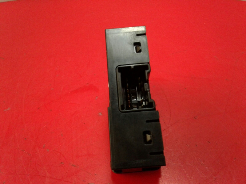 Botão / interruptor electromecânico / relé SUZUKI Swift IV (FZ, NZ) Imagem-1