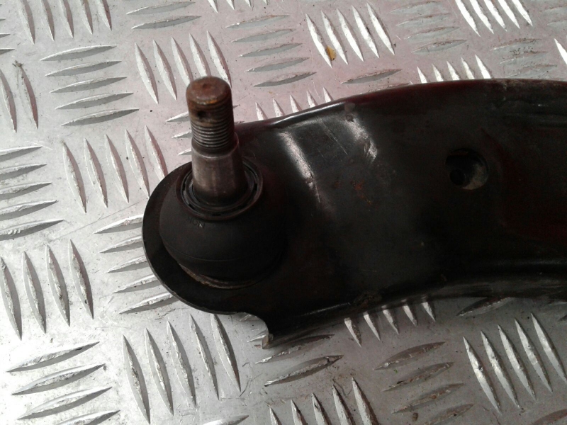 Braço de suspensão frente esquerdo SUZUKI Swift IV (FZ, NZ) Imagem-1