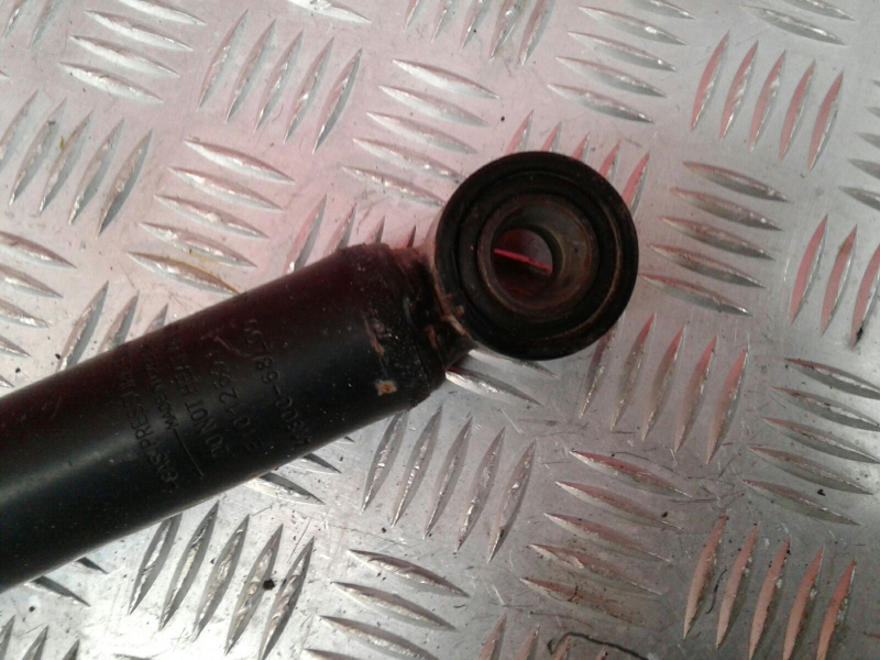 Amortecedor trás esquerdo SUZUKI Swift IV (FZ, NZ) Imagem-1