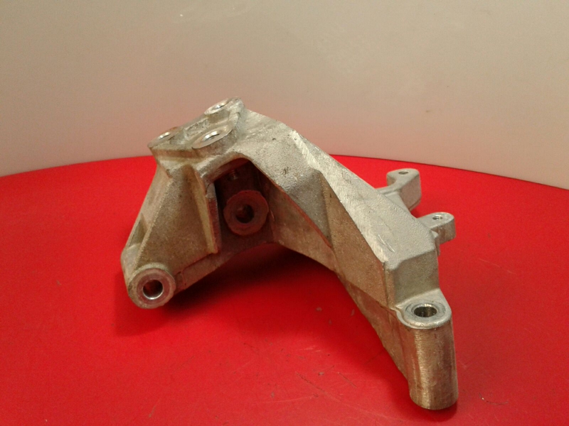 Apoio do motor SUZUKI Swift IV (FZ, NZ)