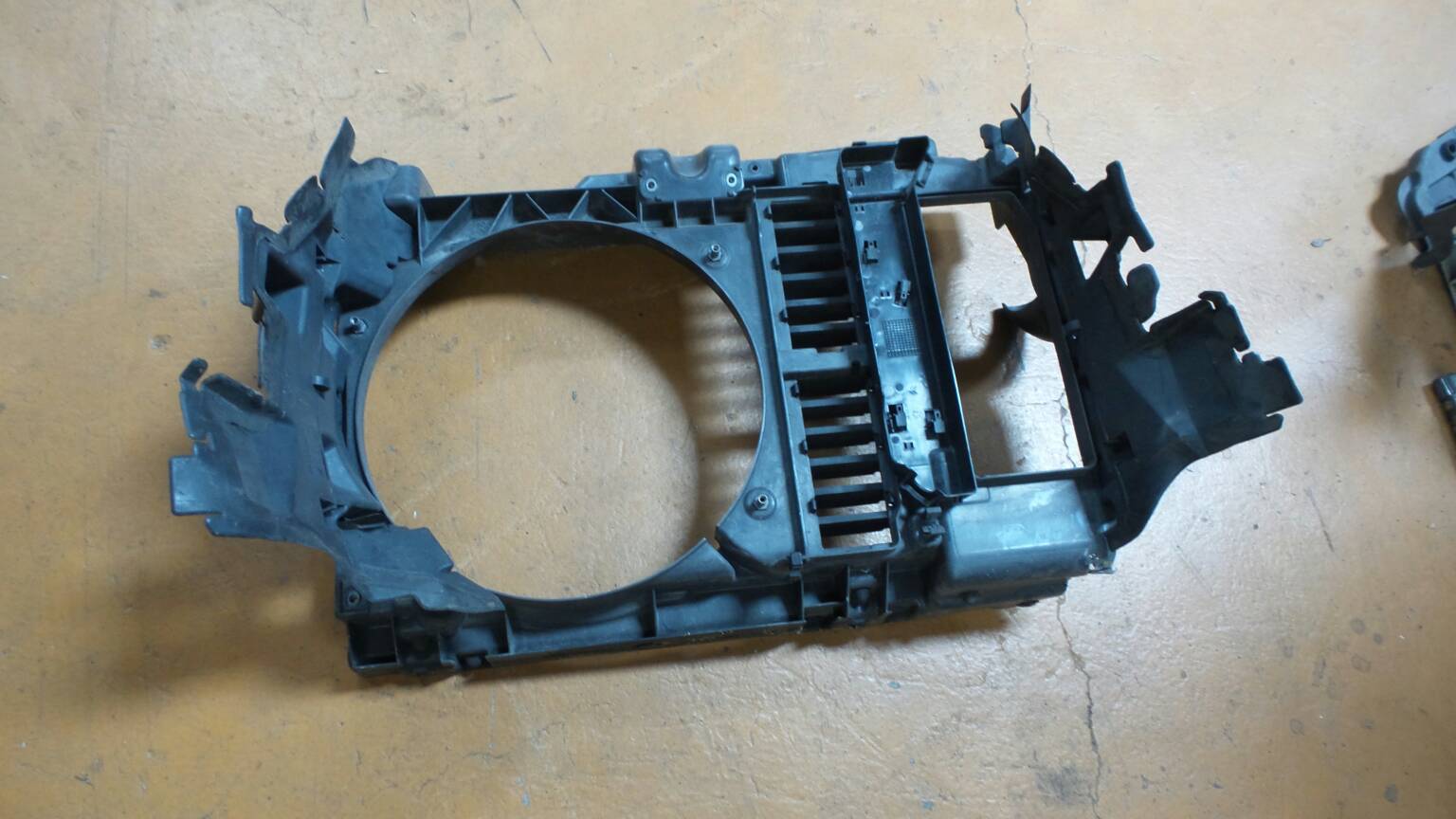 Frente em fibra ou chapa PEUGEOT 407 (6D_)
