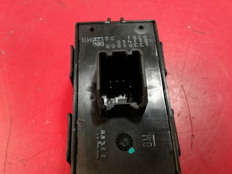 Left Rear window control OPEL Insignia A (G09) Imagem-1