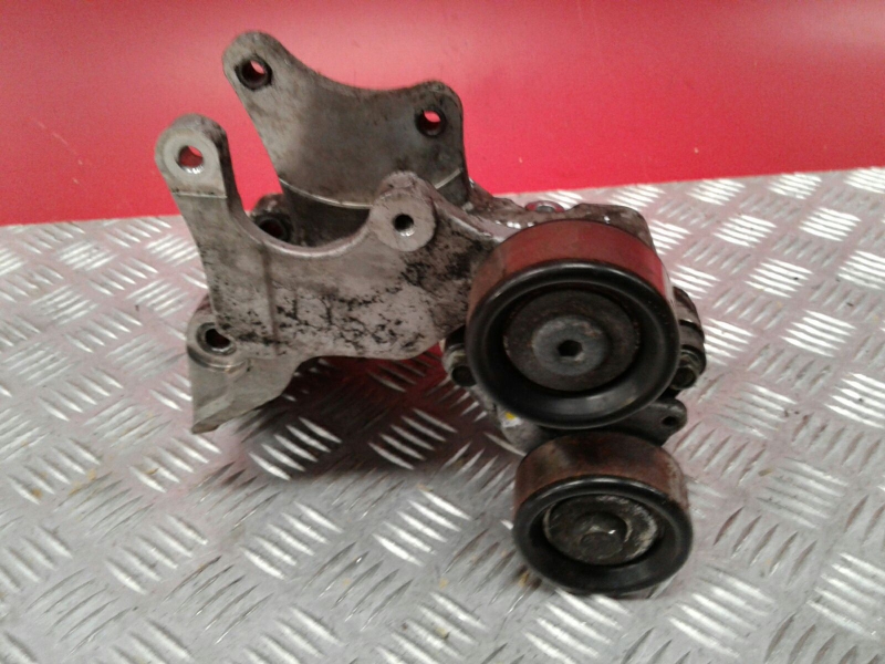 Support général HYUNDAI Santa Fé II (CM)