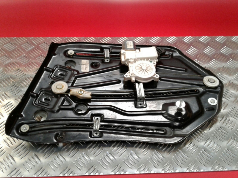 Right rear window regulator OPEL Astra H TwinTop (L67)