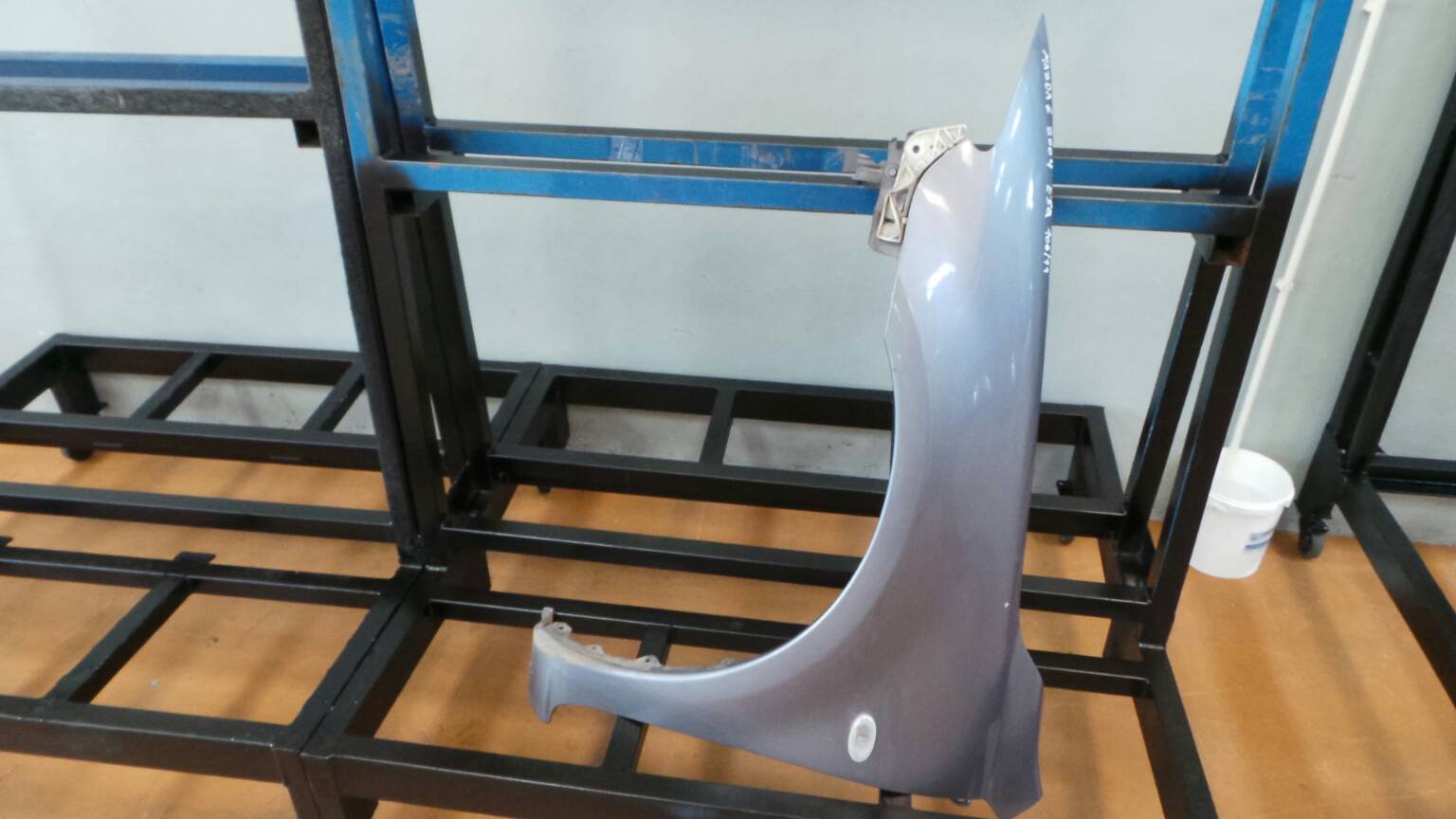 Left fender MAZDA 6 Hatchback (GG)