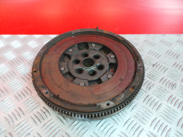 Volante motor SEAT Leon (1P1) Imagem-2