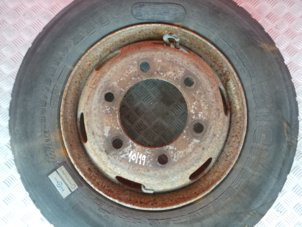 Jante Avant Droite MITSUBISHI Canter (FB7, FB8, FE7, FE8) VII Imagem-1