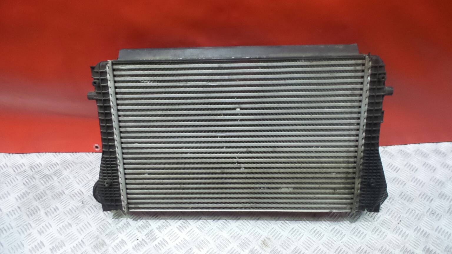 Radiador do intercooler VOLKSWAGEN Passat (362)