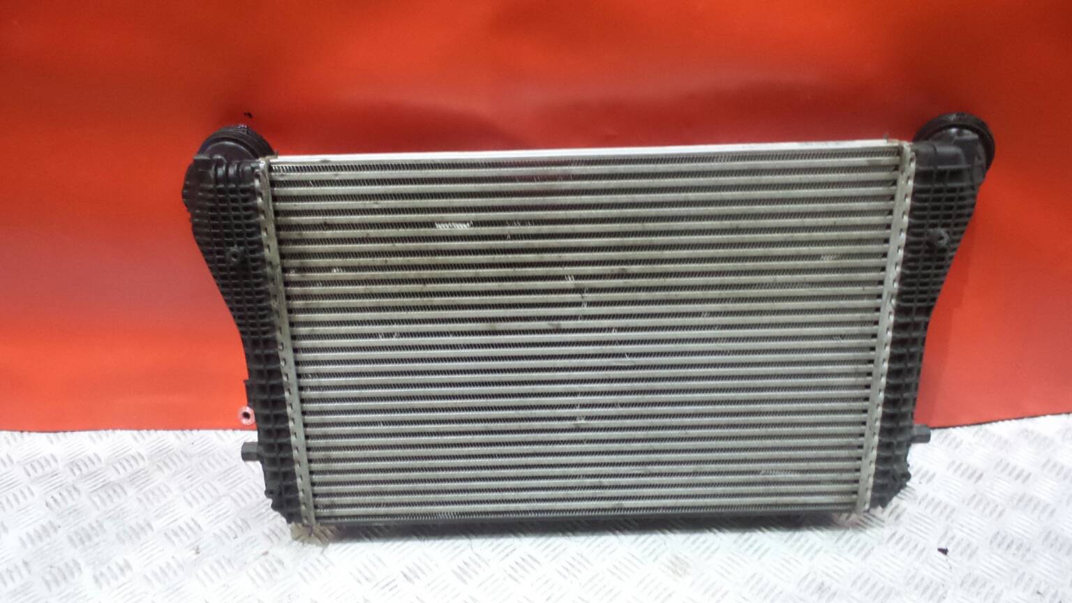 Radiador do intercooler VOLKSWAGEN Passat (362) Imagem-1