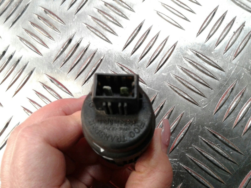 Essuie-glace moteur avant MITSUBISHI Carisma Hatchback (DA_) Imagem-1