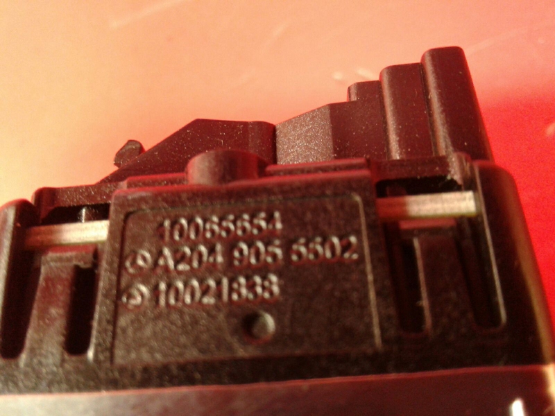 Fensterhebersteuerung hinten links MERCEDES-BENZ Classe C (W204) Imagem-2