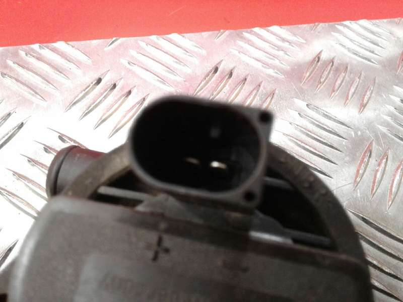 Water pump MERCEDES-BENZ Classe C (W204) Imagem-2