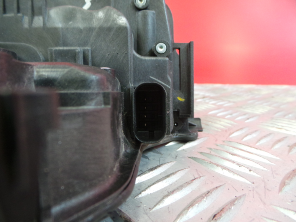 Front Right Door Lock BMW X1 (F48) Imagem-2