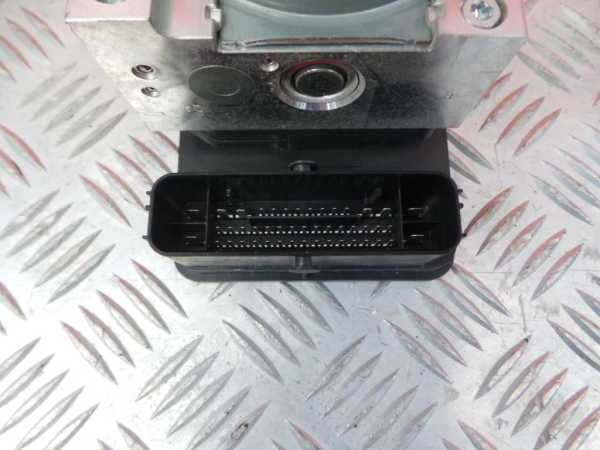 ABS BMW X1 (F48) Imagem-4