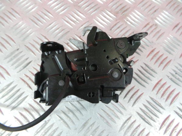 Serrure Capot MERCEDES-BENZ Classe C (W204) Imagem-1