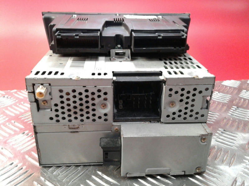 Radio / Autoradio SAAB 9-3 Sedan (YS3F) Imagem-2