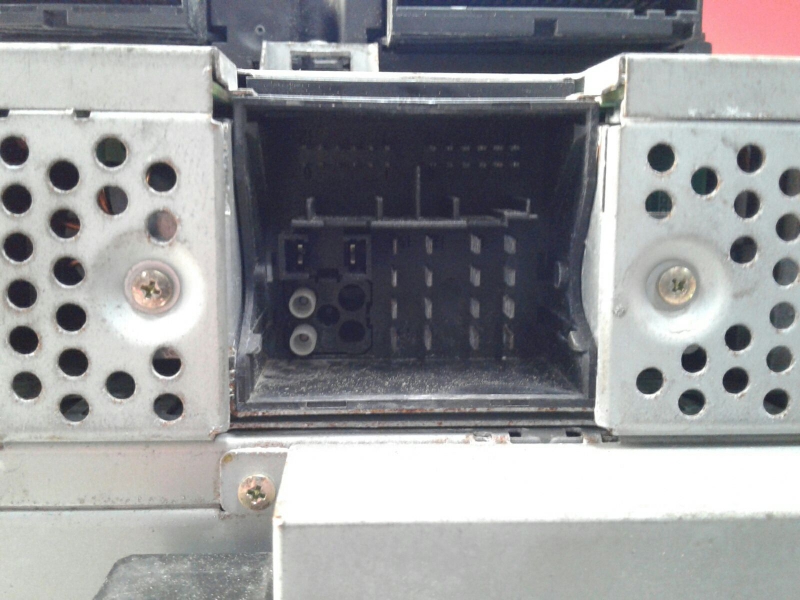 Radio / Autoradio SAAB 9-3 Sedan (YS3F) Imagem-3