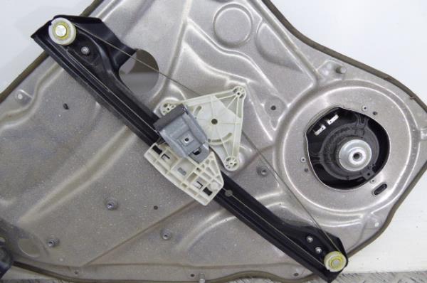 Lève-vitre arrière Droite MERCEDES-BENZ Classe C (W204) Imagem-4