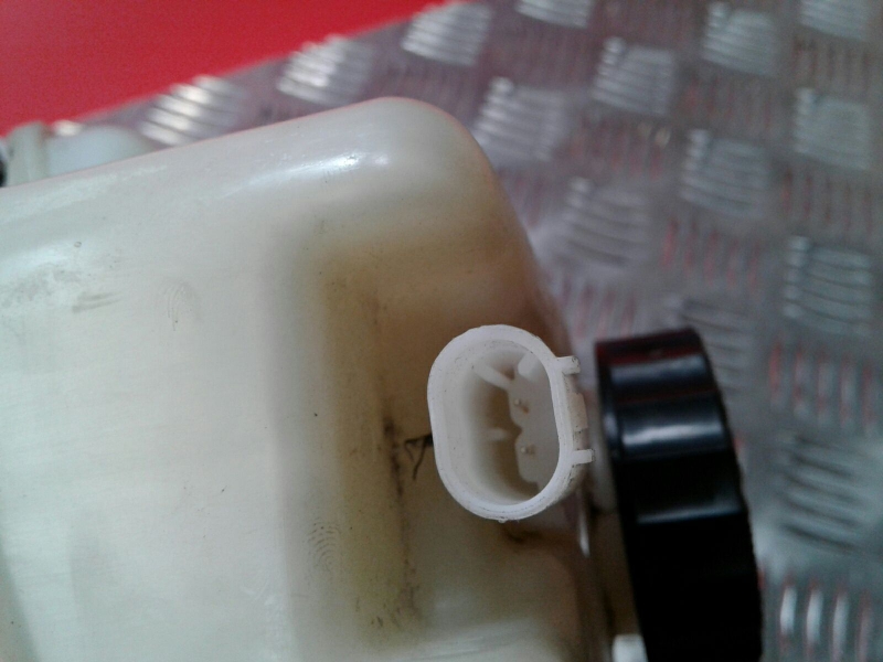 Pompa idraulica del sistema frenante MERCEDES-BENZ Classe C (W204) Imagem-1