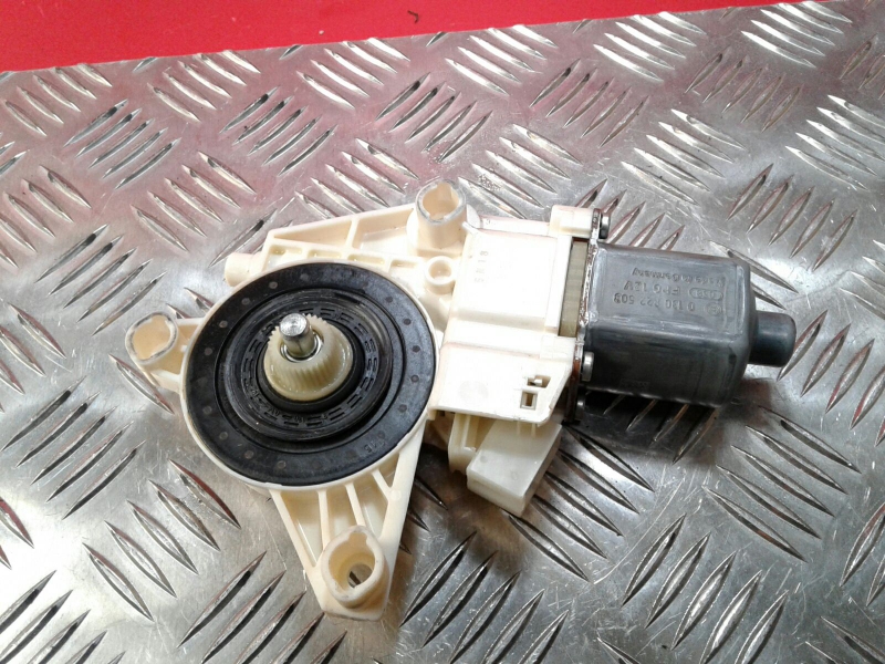 Motor Elevalunas Delantero Izquierdo MERCEDES-BENZ Classe C (W204) Imagem-2